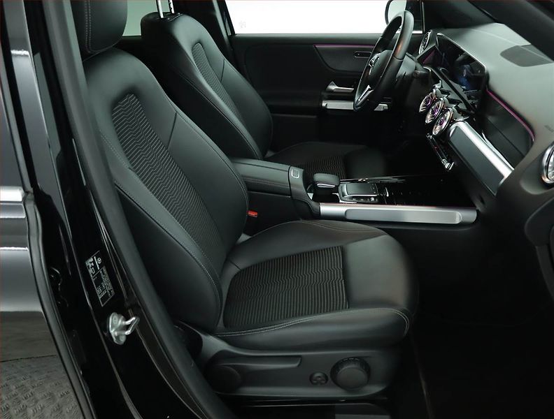 Mercedes-Benz EQB (2022) 300 4MATIC, SoH 95% - fotka 9 z 19