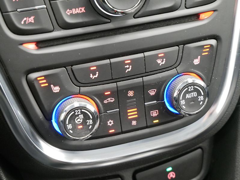 Opel Mokka - fotka 23 z 28