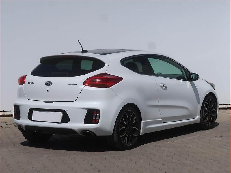 Kia Pro_Ceed (2013) GT 1.6 T-GDI, Serv.kniha, Kůže - fotka 5 z 14