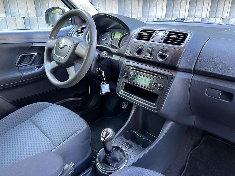 Škoda Fabia combi 1.2 TSi 63 kW NOVÁ STK - fotka 7 z 15