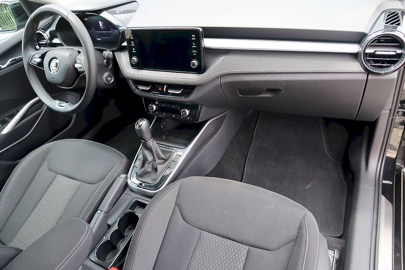 Škoda Fabia (2024) Top Selection 1,0 TSi / 85 kW - fotka 25 z 31