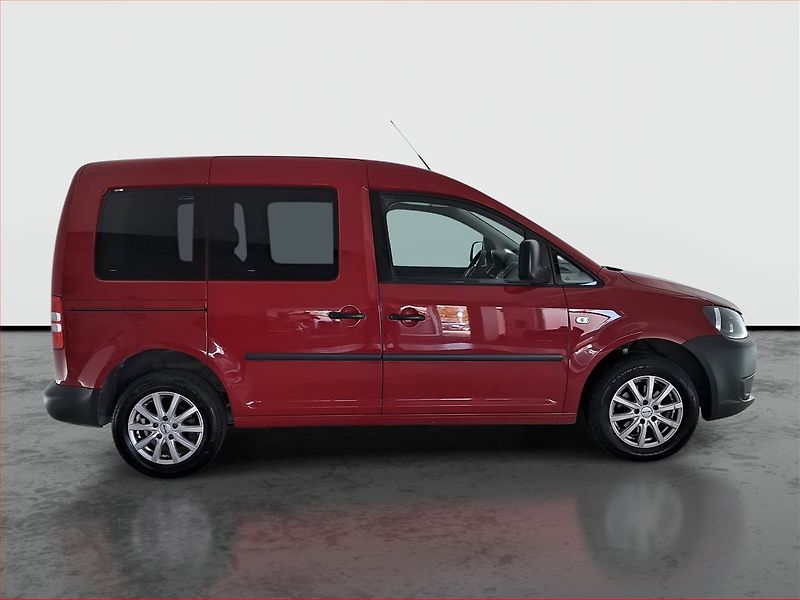 Volkswagen Caddy (2015) 1.6 TDi, 5Míst - fotka 6 z 13