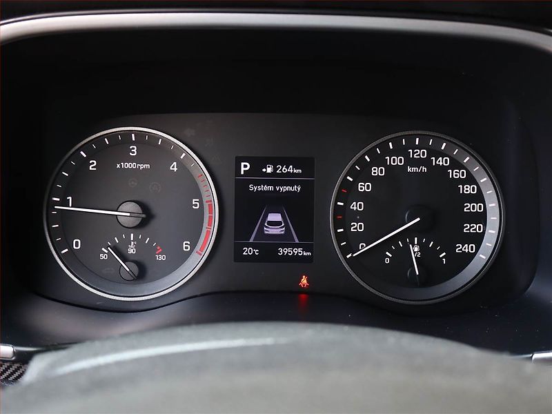 Hyundai Tucson (2020) Adventure 1.6 CRDi - fotka 9 z 18
