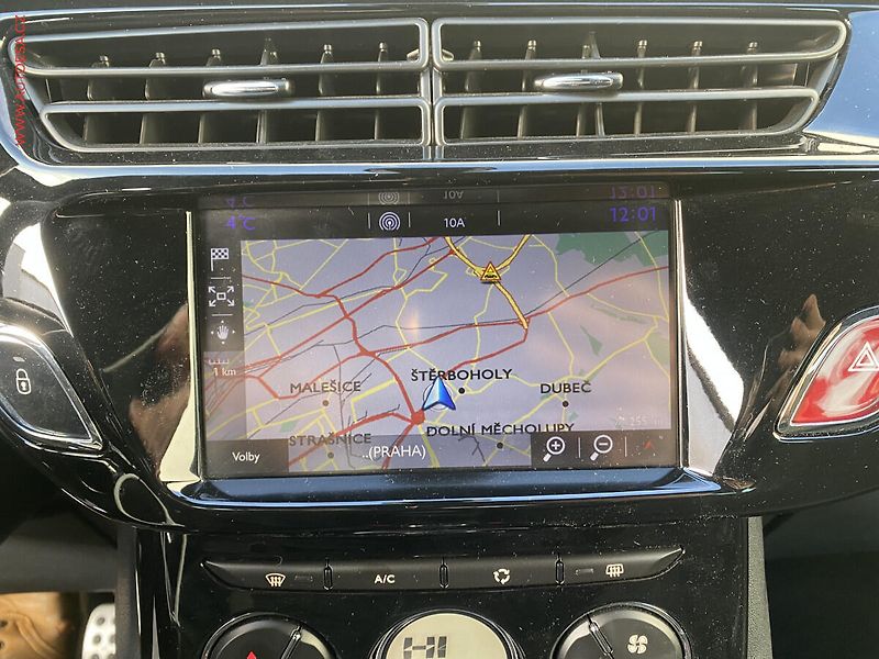 DS Automobiles DS3 (2018) 1.2 PT SportChic, AC, výhřev - fotka 15 z 17