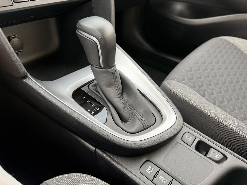Toyota Yaris Cross (2024) 1.5 92 kw/automat/záruka - fotka 19 z 22