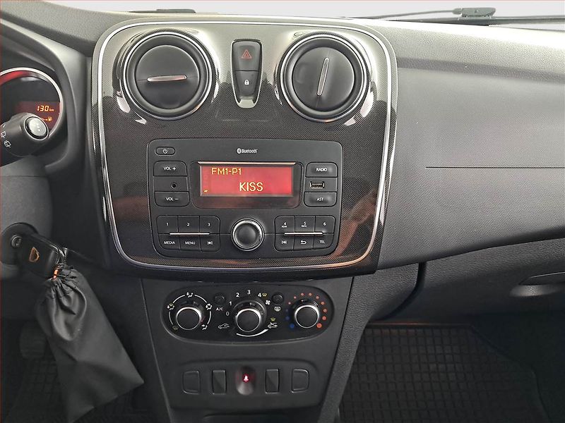 Dacia Logan (2018) 1.0 SCe, ČR,1.maj - fotka 12 z 15