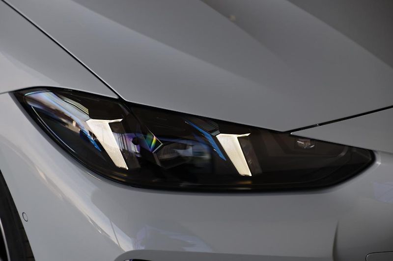 BMW Řada 4 420d xDrive Gran Coupe - fotka 16 z 17