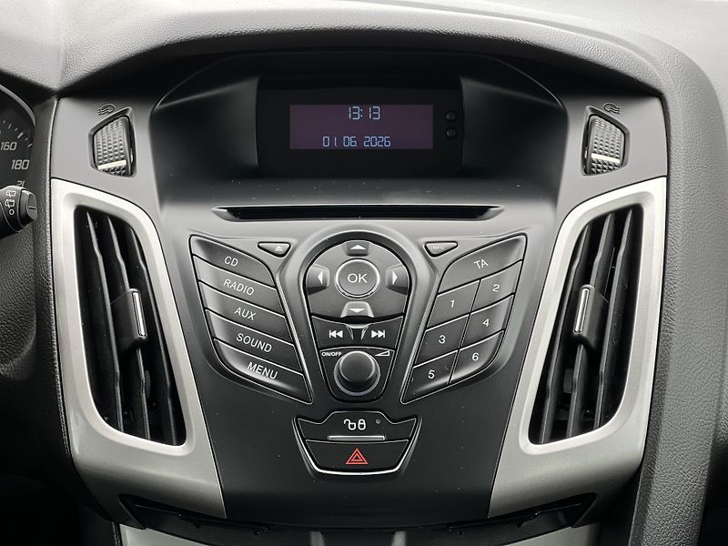 Ford Focus 1.0i KLIMATIZACE ALU PŮVOD ČR - fotka 20 z 37