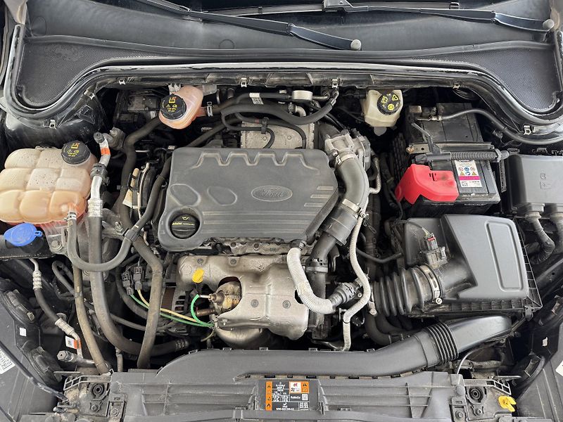 Ford Focus 1,5EB*88kW*AUT*Titanium*Kamera - fotka 31 z 31