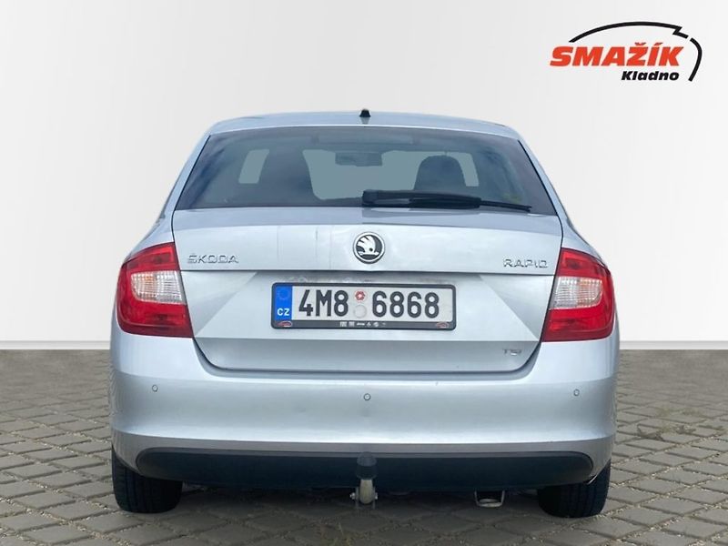 Škoda Rapid (2013) 1,2 (63kW) Benzín+LPG - fotka 6 z 22