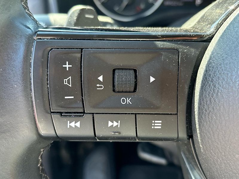 Nissan Qashqai (2021) 1.3 M-HEV, automat, 116kw - fotka 16 z 22
