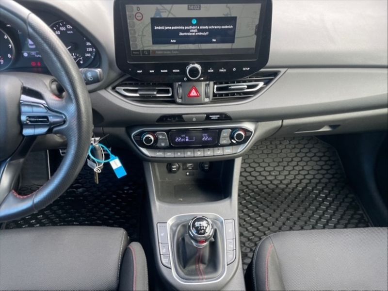 Hyundai i30 1,5 T-GDI N Line - fotka 10 z 11