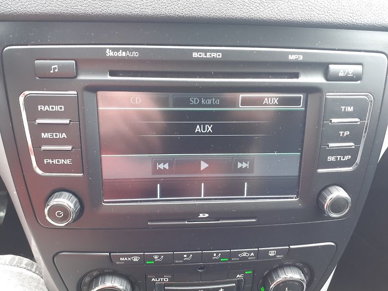Škoda Yeti (2013) 1.2 TSi Plus Edition - fotka 11 z 40