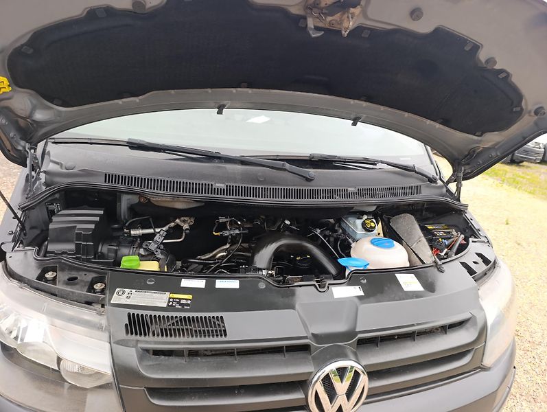 Volkswagen Transporter (2014) 2.0 TDi 103kw rozvody DPH - fotka 17 z 19
