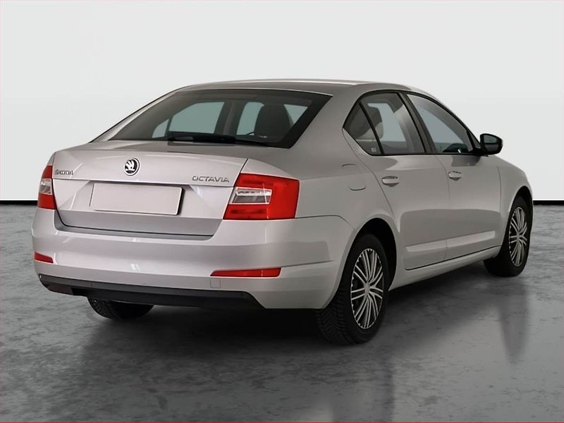 Škoda Octavia (2014) Elegance 1.6 TDI, Serv.kniha - fotka 5 z 18