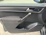 Volkswagen Caddy (2018) MAXI 2,0TDi 7 míst pěkný stav! - náhled 22
