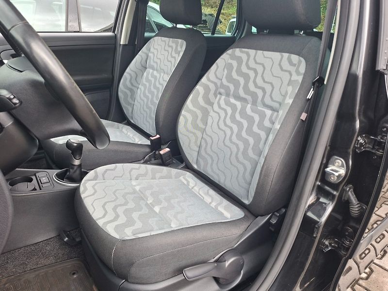 Škoda Fabia (2008) 1.4i 63kW -AUT.KLIMA-TEMPOMAT - fotka 18 z 30