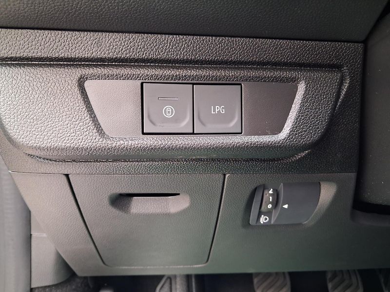 Dacia Sandero (2026) Stepway Expression Eco-G 120 - fotka 21 z 33