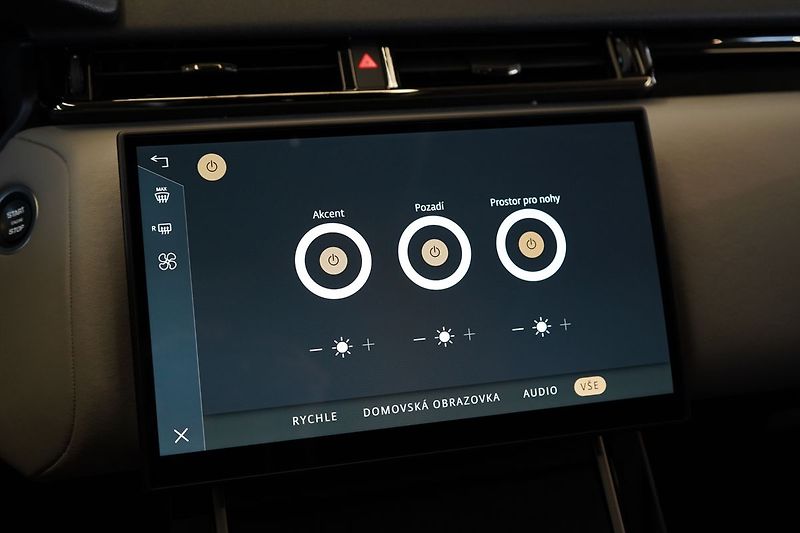 Land Rover Range Rover Velar D300 AWD Dynamic HSE, Vzduch - fotka 36 z 46