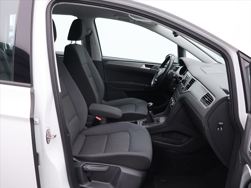 Volkswagen Golf Sportsvan 1,4 TSI 110kW Comfortline 1.Ma - fotka 12 z 32