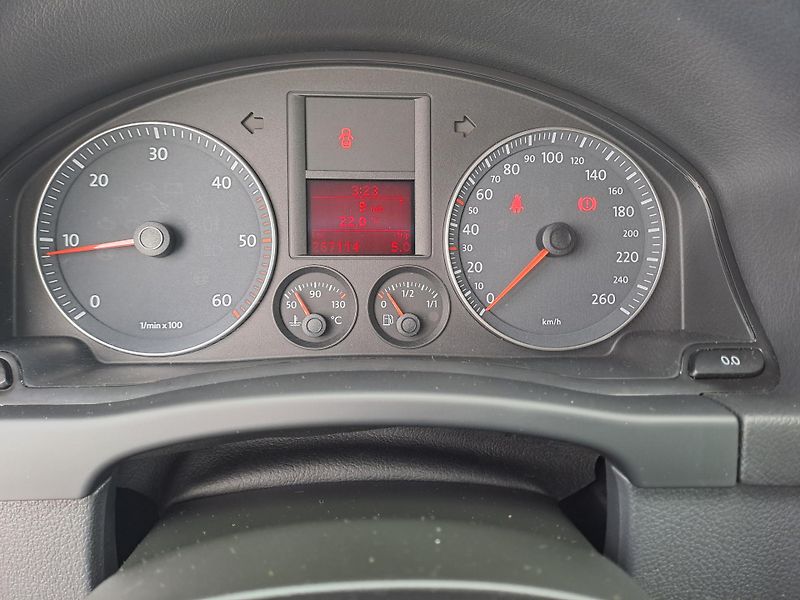 Volkswagen Golf Plus (2005) 1.9 TDi, SERVISKA - fotka 20 z 31