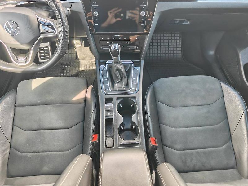 Volkswagen Arteon R-Line 6G 2,0TDI - fotka 9 z 23