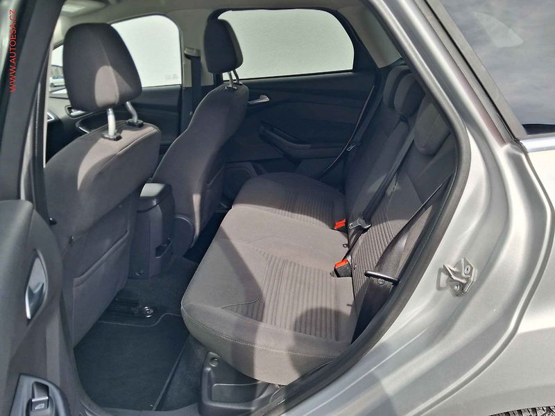 Ford Focus (2016) 1.5TDCI, ČR, servis.kniha, AC - fotka 10 z 18