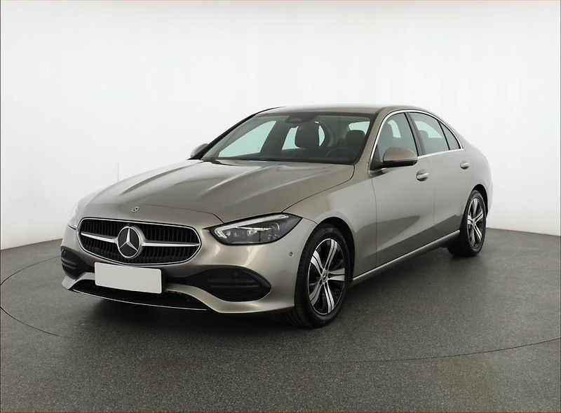 Mercedes-Benz Třídy C (2022) C 200 - fotka 2 z 21