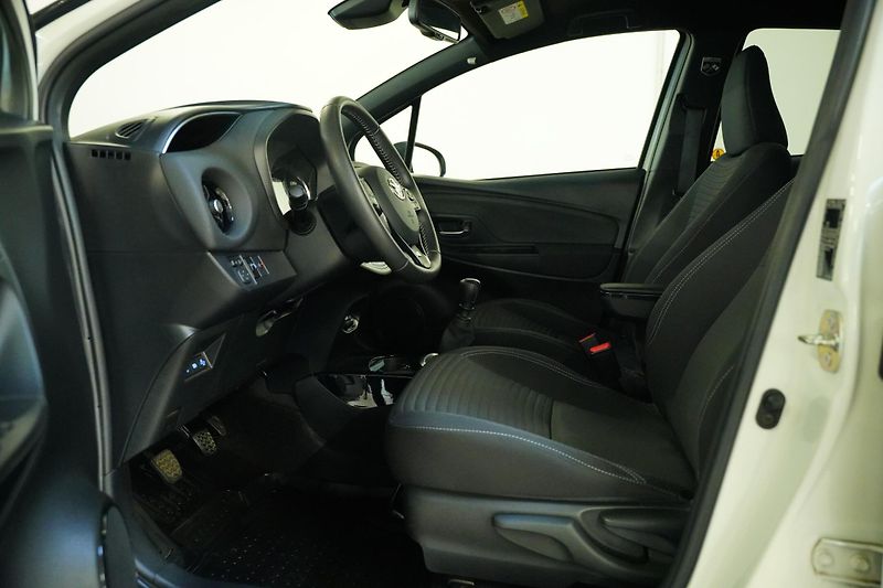 Toyota Yaris - fotka 11 z 27
