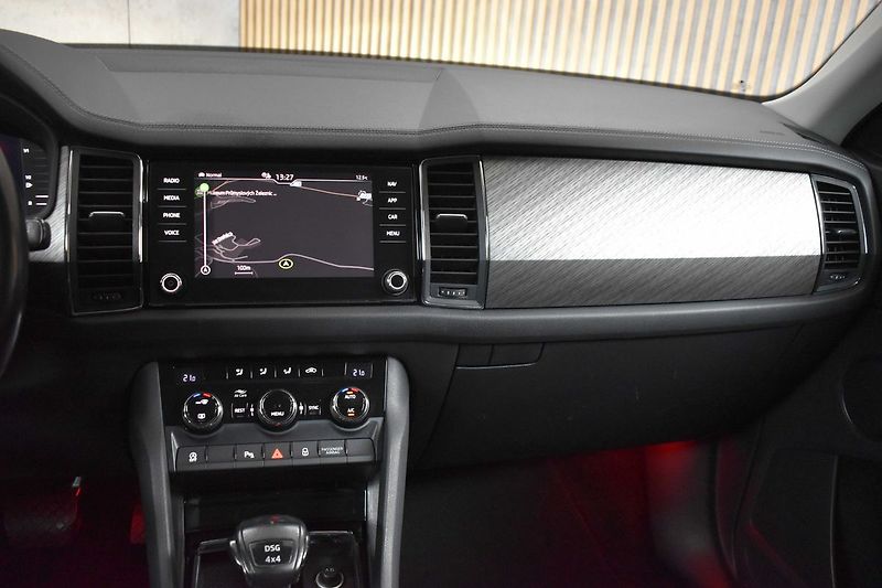 Škoda Kodiaq 2.0 TDI DSG*4X4*7.MÍST*ACC*DPH - fotka 9 z 46