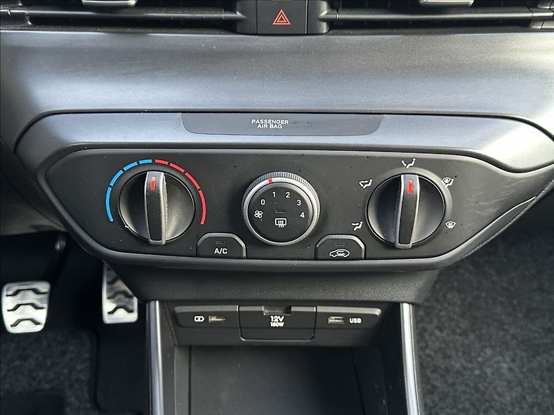 Hyundai Bayon 1,2 84PS  Smart - fotka 26 z 55
