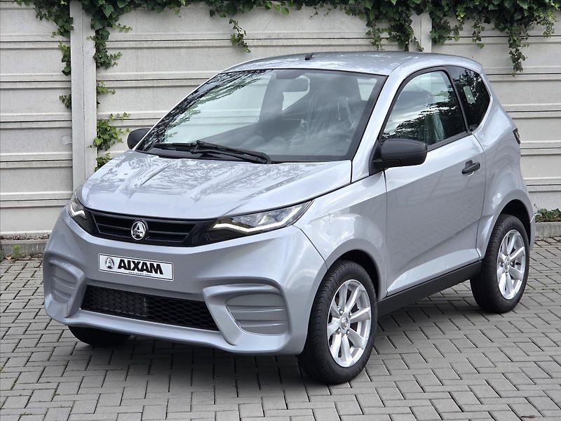 Aixam City (2026) 0,5 D Pack Ambition A/T  Pack - fotka 3 z 16