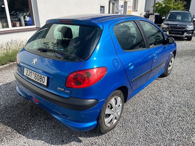 Peugeot 206 (2005) 1.4 TDI Nová STK - fotka 2 z 15