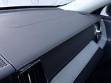 Volvo XC60 T8 AWD RECH.*ULTRA DARK + kola - náhled 33