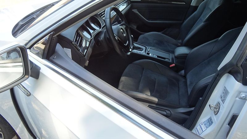 Volkswagen Arteon 2.0 Tdi Bmt 140kw Dsg Elegance - fotka 5 z 38