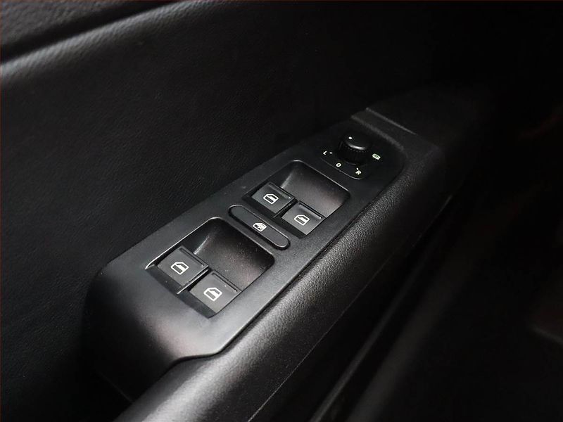 Škoda Superb (2010) Elegance 1.8 TSI, 4X4, Navi - fotka 17 z 19