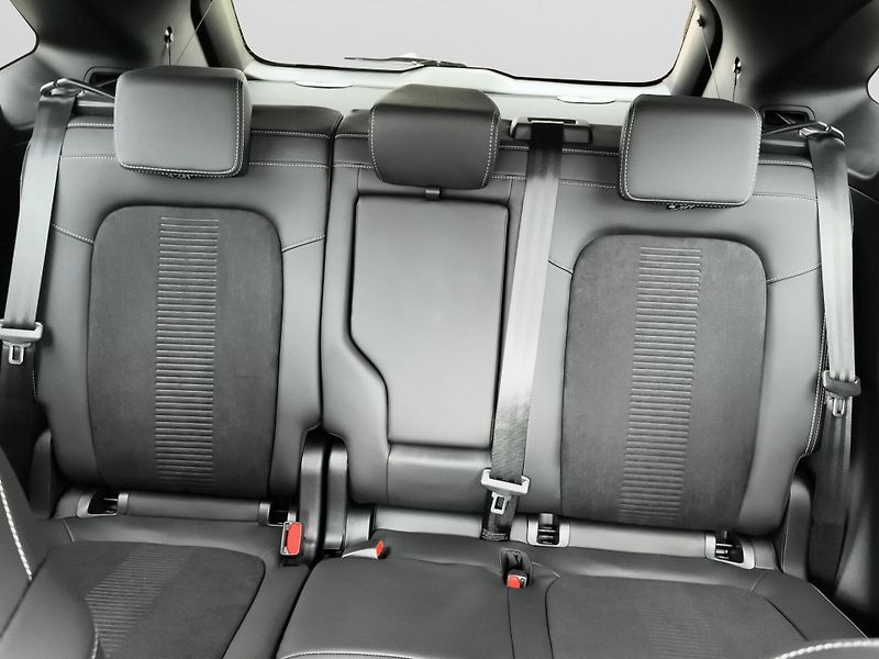 Ford Kuga (2026) ST-Line X 2.5 HEV 134 kW, auto - fotka 14 z 18