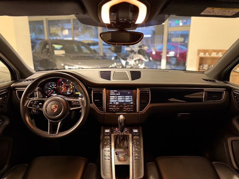 Porsche Macan (2014) S 3.0 V6 190 kW - fotka 13 z 24