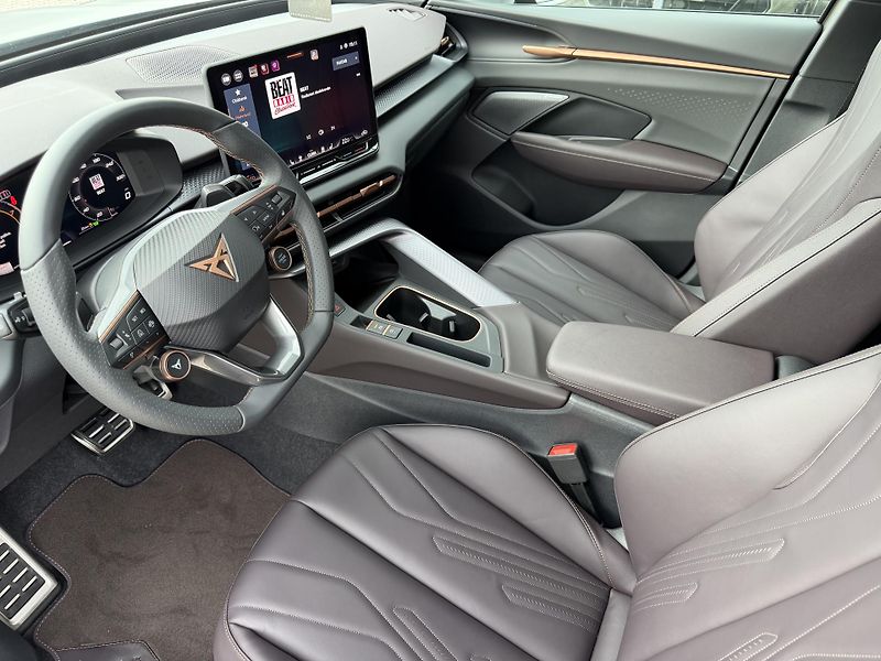 Cupra Terramar (2026) 2.0TSI 150kW 4WD R20 NT DCC CZ - fotka 18 z 46