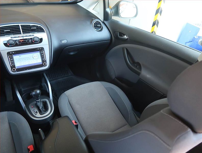 Seat Altea (2013) 1.6 TDI, Automat, Serv.kniha - fotka 8 z 18