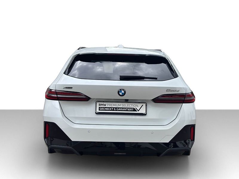 BMW Řada 5 520d xDrive M-Sport Pro Venti - fotka 4 z 12
