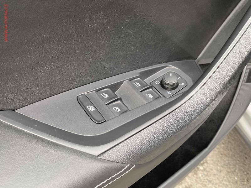 Škoda Kodiaq (2021) 2.0 TSi 4x4, 1.maj,ČR, Style - fotka 14 z 21