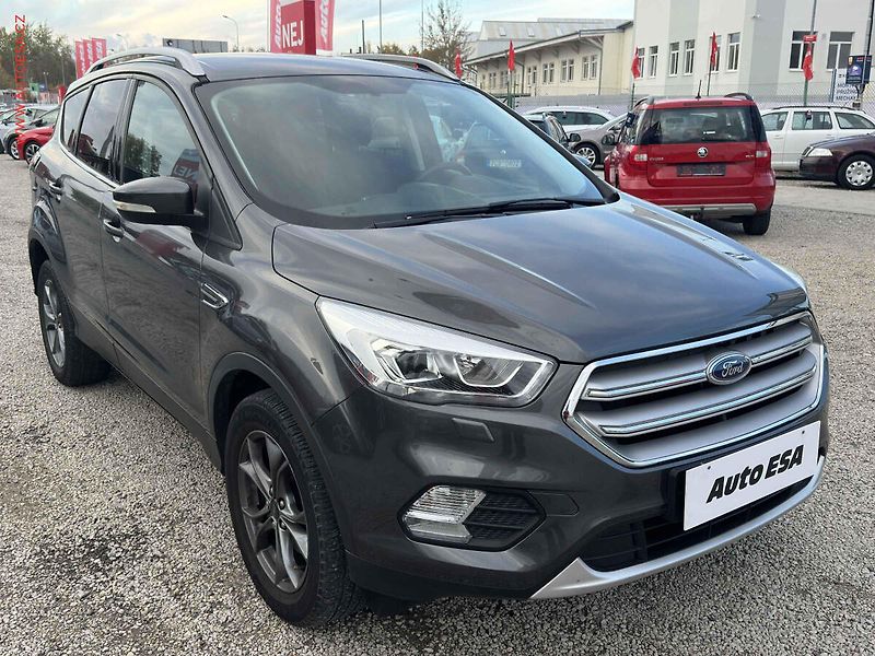 Ford Kuga (2018) 1.5 EB, 2.maj, Titanium - fotografie inzerátu