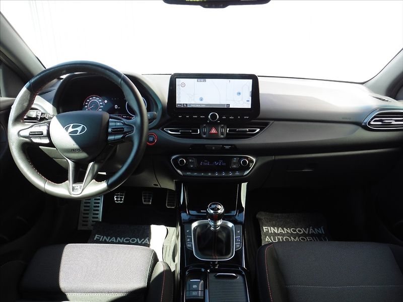 Hyundai i30 1,5 N-Line 103kW T-GDI - fotka 10 z 13