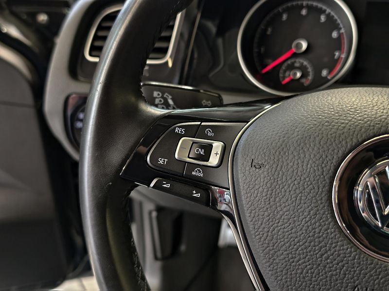 Volkswagen Golf VARIANT 1.4 TSi 92kW ALLSTAR - fotka 16 z 22