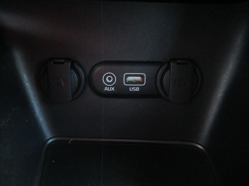 Kia Ceed 1,6 CRDi, klima,servis,DPH,CZ, - fotka 26 z 40