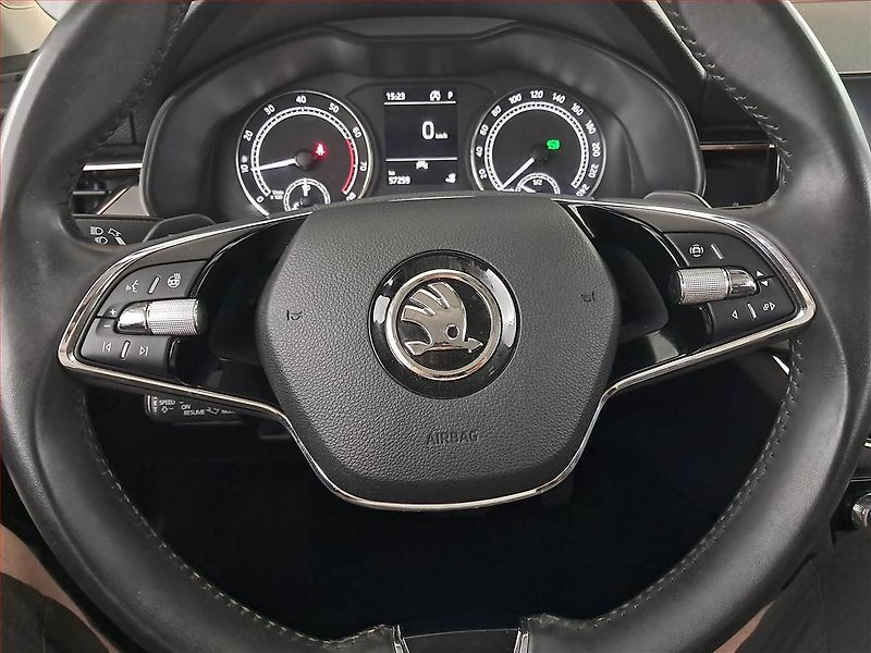 Škoda Scala (2022) Style 1.0 TSI, Automat - fotka 19 z 21