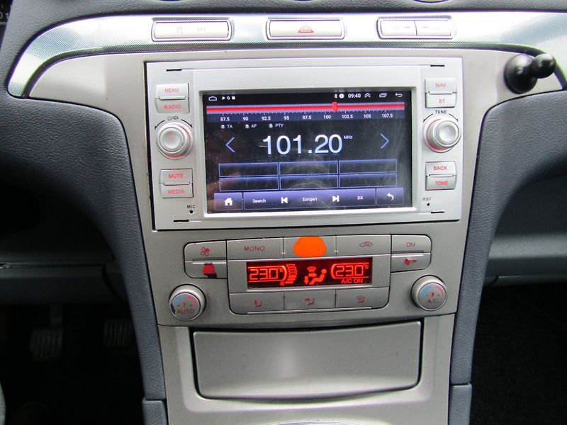 Ford Galaxy (2006) 2.0 TDCi 96kW  ZIMNÍ PNEU 7MÍS - fotka 32 z 40