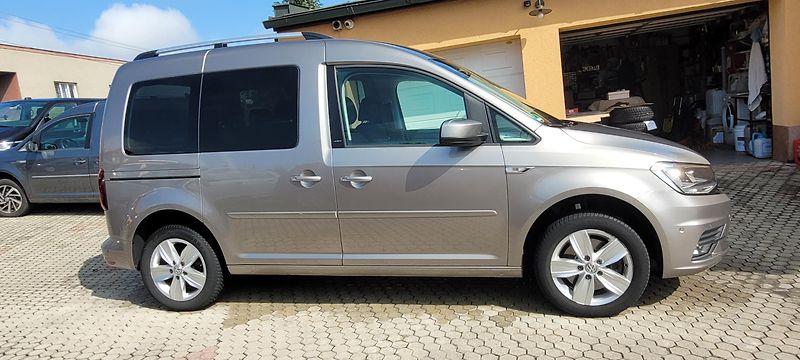 Volkswagen Caddy (2018) 1,4 TSi 96kW DSG FuLLed „Join“ - fotka 4 z 37