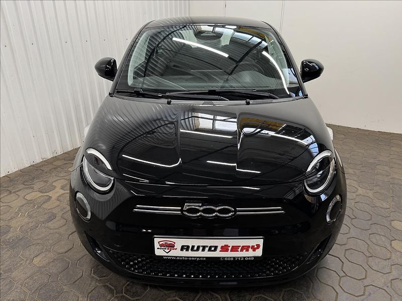 Fiat 500e ELECTRIC DRIVE 70kW ICON - fotka 13 z 38